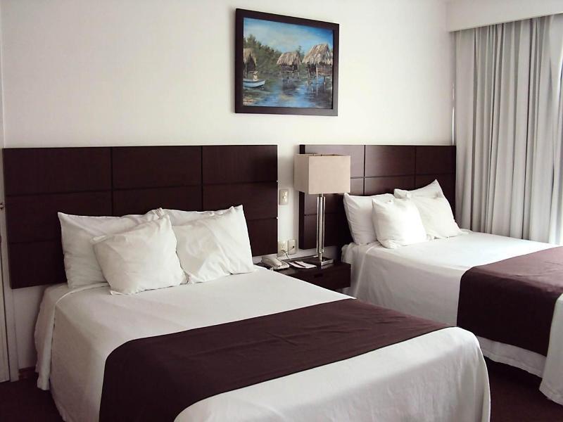 Hotel Fray Junipero Serra Tepic Esterno foto